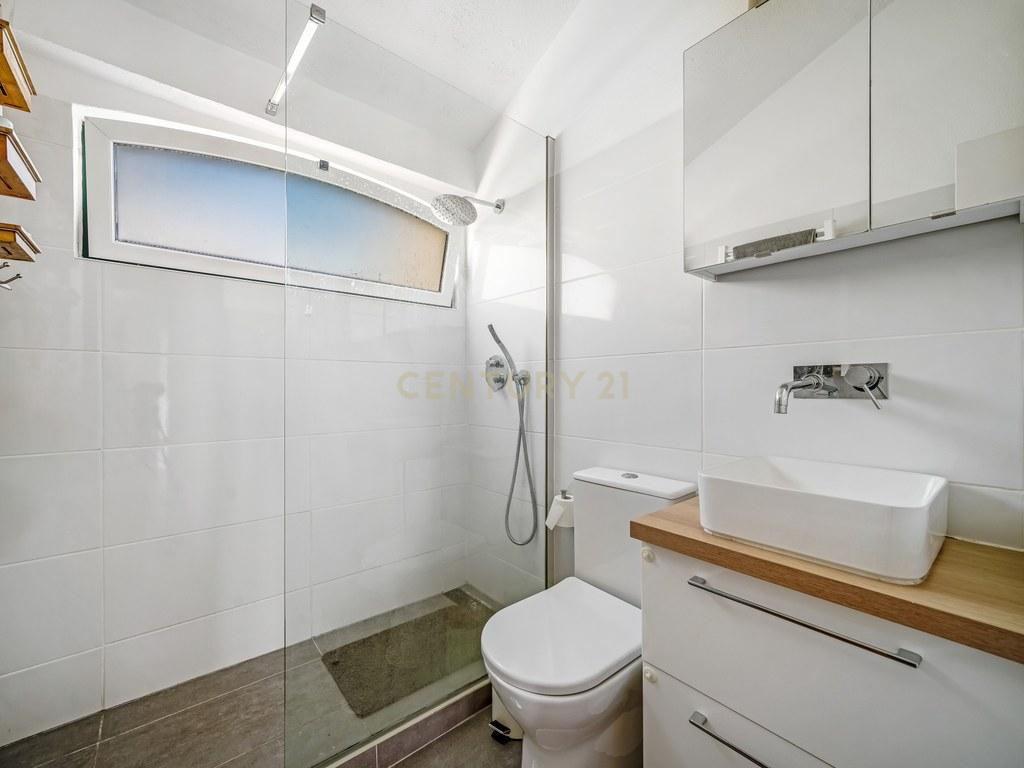 House T2 in Albufeira e Olhos de Água — image 22
