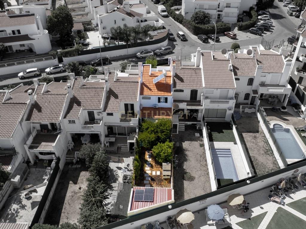 House T2 in Albufeira e Olhos de Água — image 29