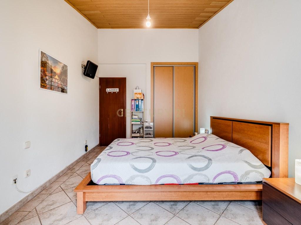 House T2 in Albufeira e Olhos de Água — image 21