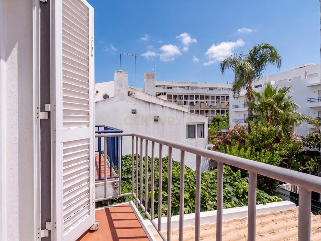 House T2 in Albufeira e Olhos de Água — image 24