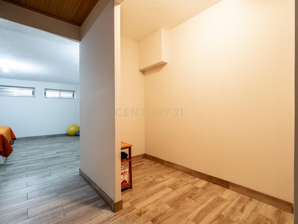 House T2 in Albufeira e Olhos de Água — image 32