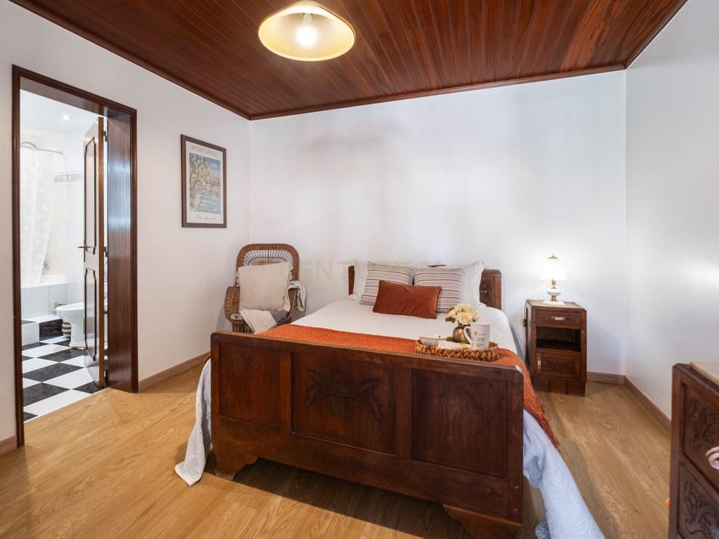 House T3 in Campanário — image 07