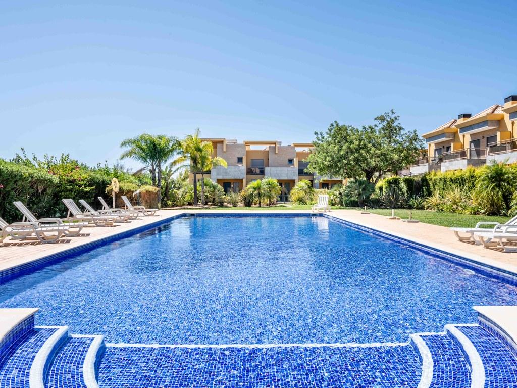 House T3 in Ferreiras — image 01