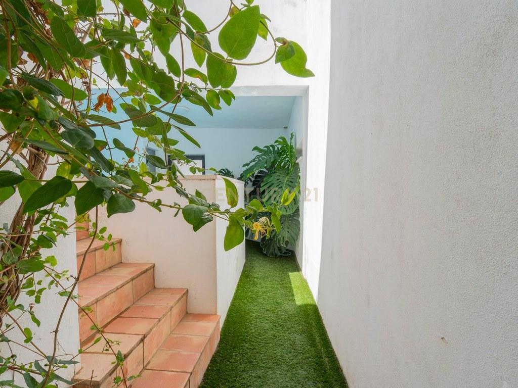 House T3 in Olhão — image 10