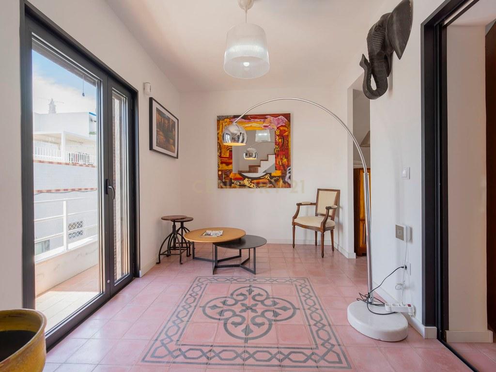 House T3 in Olhão — image 24
