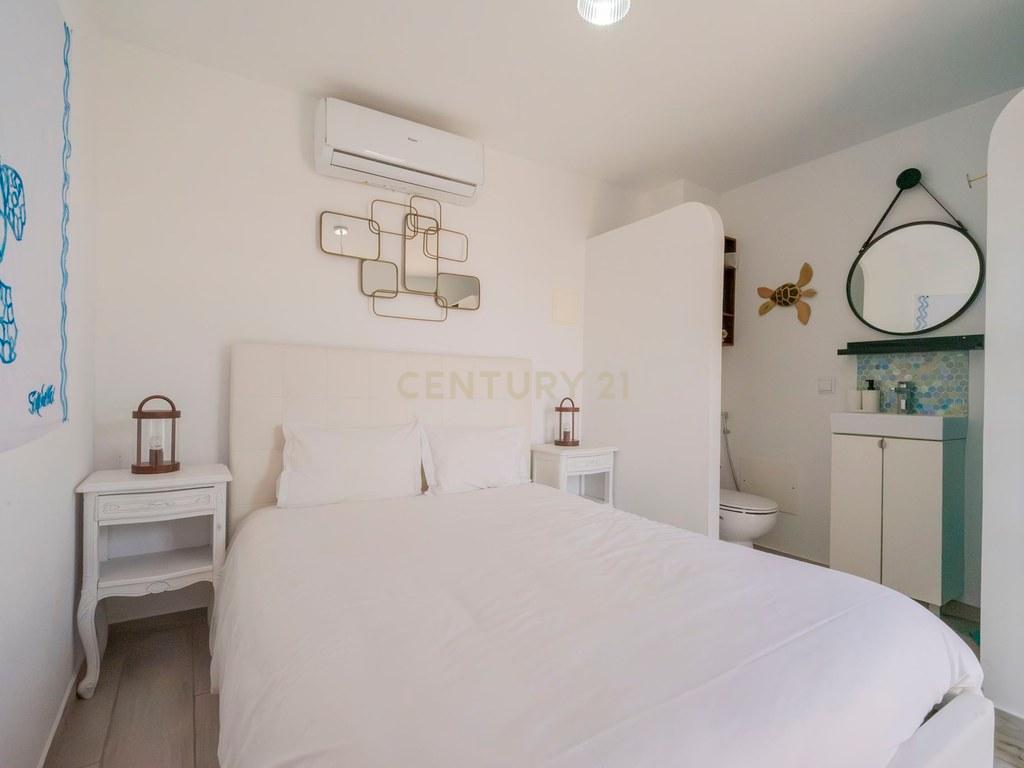 House T3 in Olhão — image 35