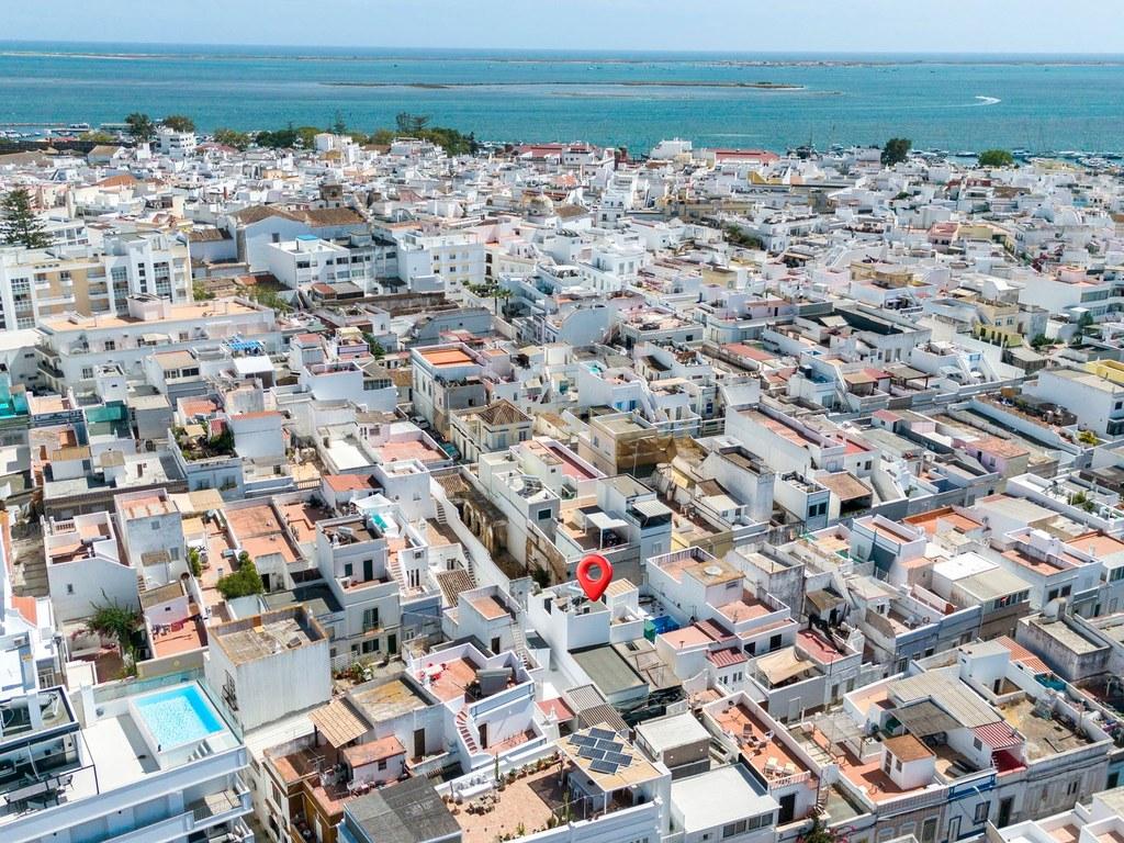 House T3 in Olhão — image 38