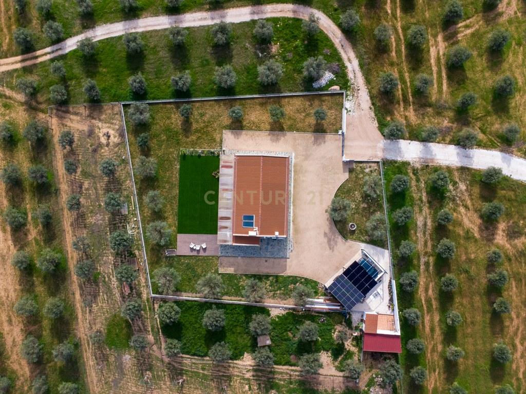 House T3 in União das freguesias de Alandroal (Nossa Senhora da Conceição), São Brás dos Matos (Mina do Bugalho) e Juromenha (Nossa Senhora do Loreto) — image 17