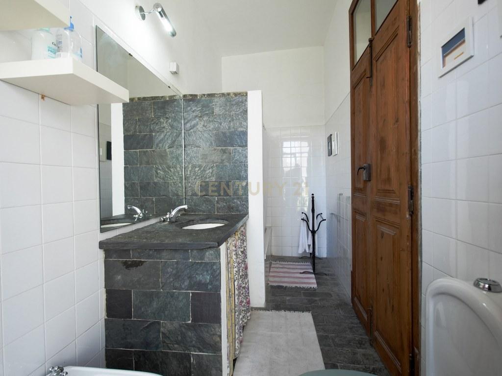 House T4+ in Mértola — image 10