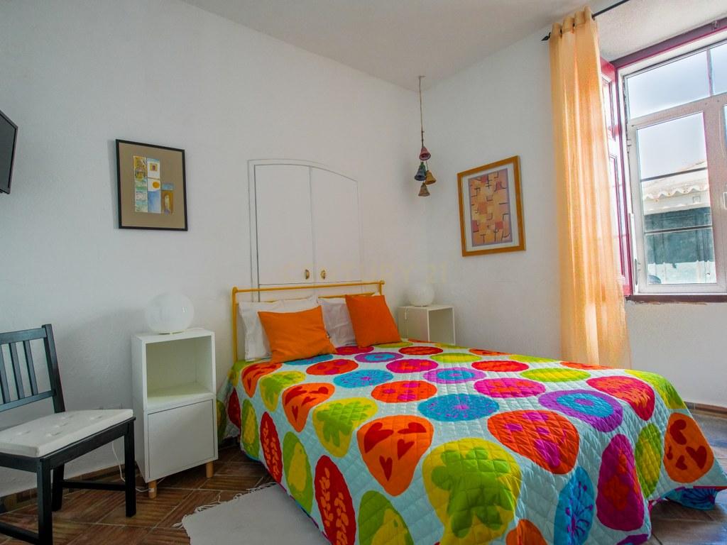 House T4+ in Mértola — image 18