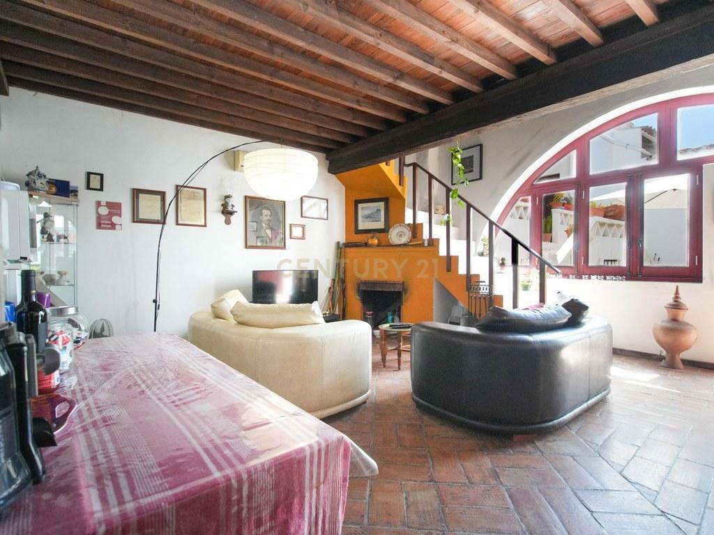 House T4+ in Mértola — image 26
