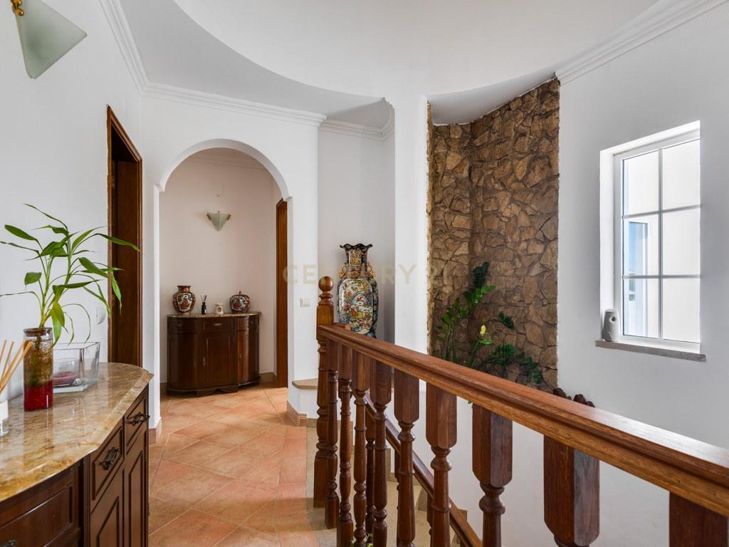 House T4+ in Montenegro — image 10