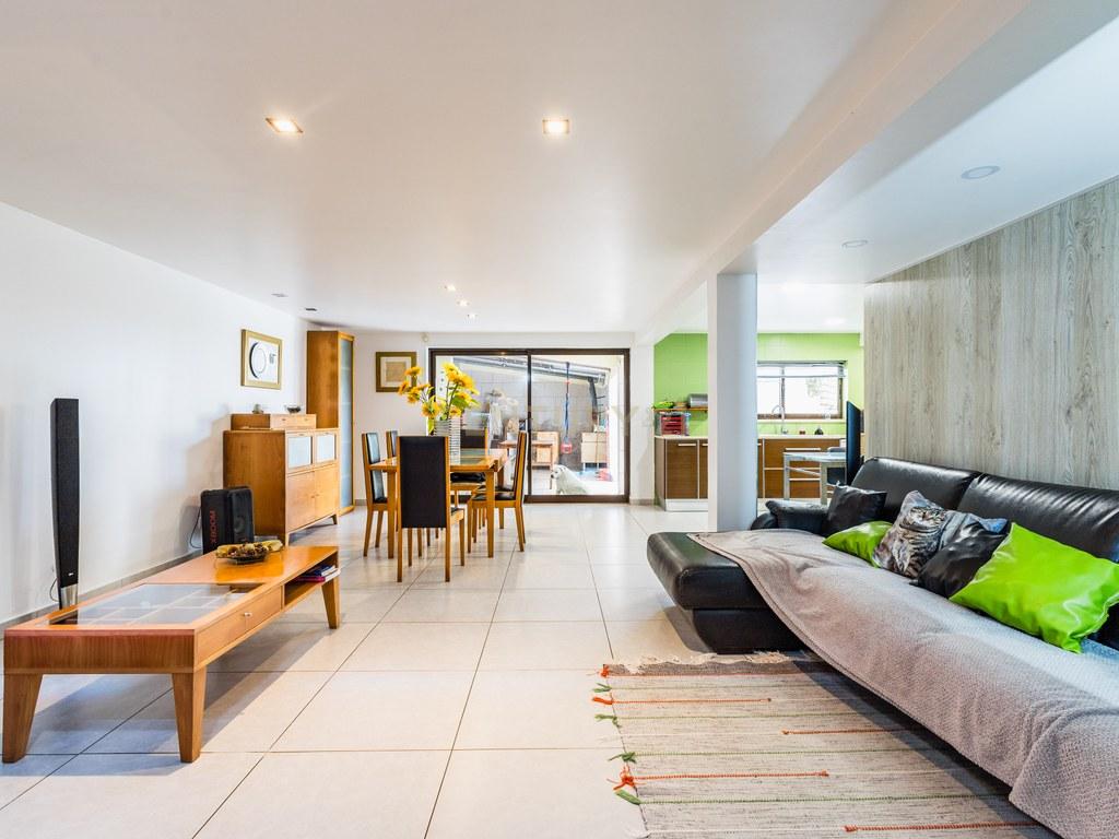 House T4+ in União das freguesias de Marrazes e Barosa — image 13