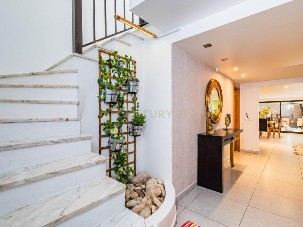 House T4+ in União das freguesias de Marrazes e Barosa — image 24