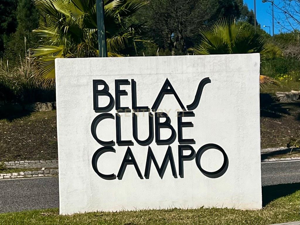 Property with business T0 in União das freguesias de Queluz e Belas — image 13