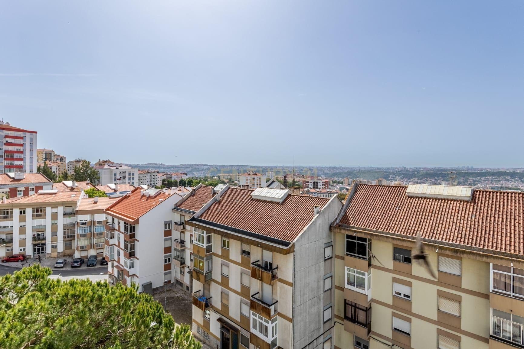 3-bedroom apartment in Ramada with 92 m² and an incredible view over Lisbon — C0364-06393 — image 13