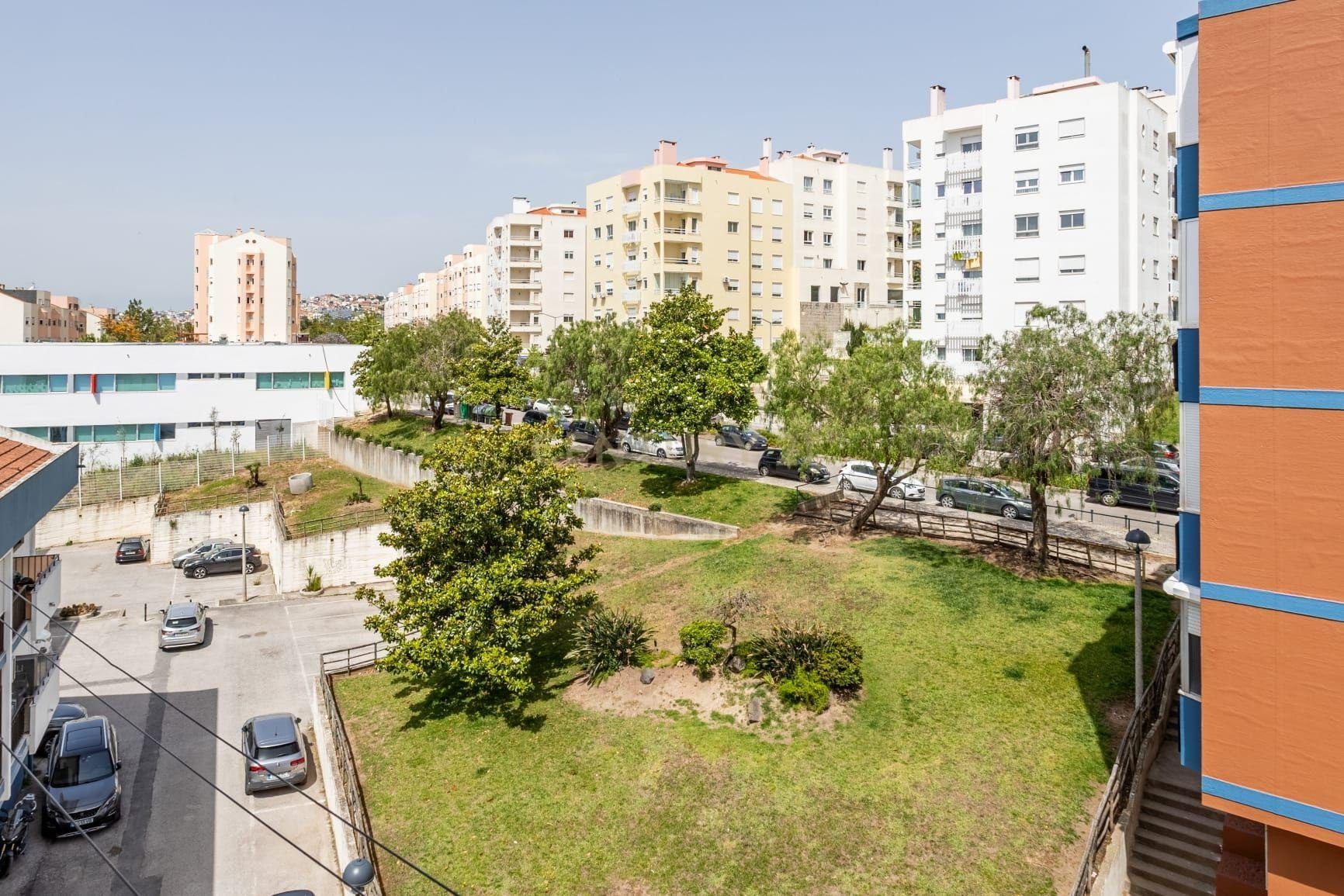 3-bedroom apartment in Ramada with 92 m² and an incredible view over Lisbon — C0364-06393 — image 16