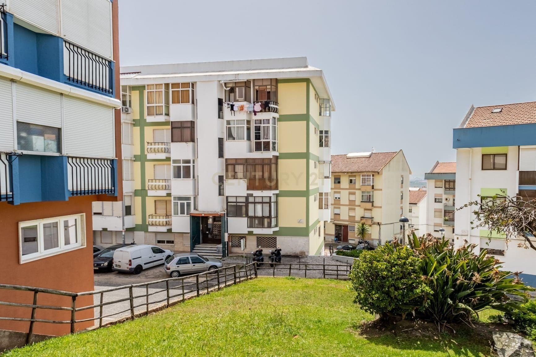 3-bedroom apartment in Ramada with 92 m² and an incredible view over Lisbon — C0364-06393 — image 25